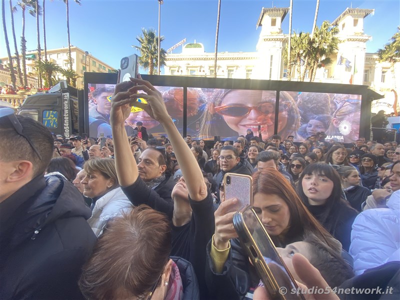 La settantacinquesima edizione del festival di Sanremo raccontata con tutti i dietro le quinte, in un programma lungo un'intera settimana in diretta interregionale e radiovisione su Studio54network, con Partner unico Calabria Straordinaria