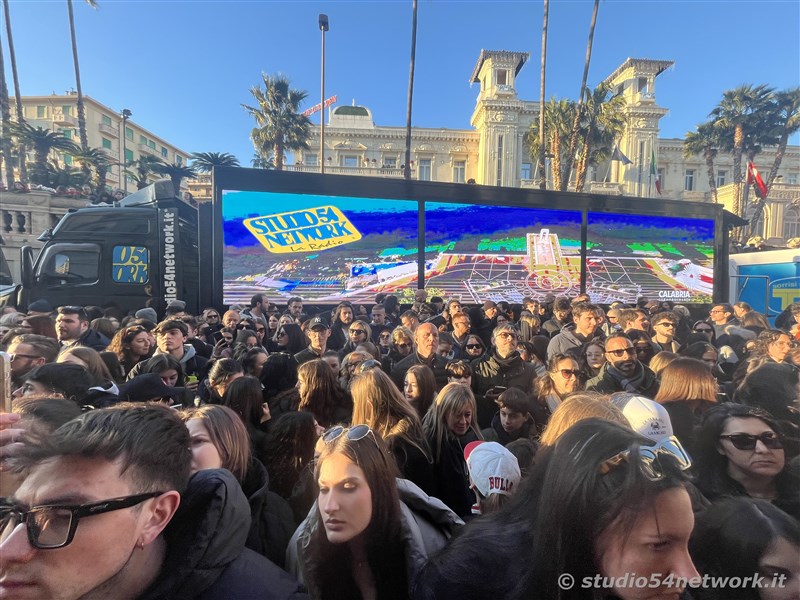 La settantacinquesima edizione del festival di Sanremo raccontata con tutti i dietro le quinte, in un programma lungo un'intera settimana in diretta interregionale e radiovisione su Studio54network, con Partner unico Calabria Straordinaria