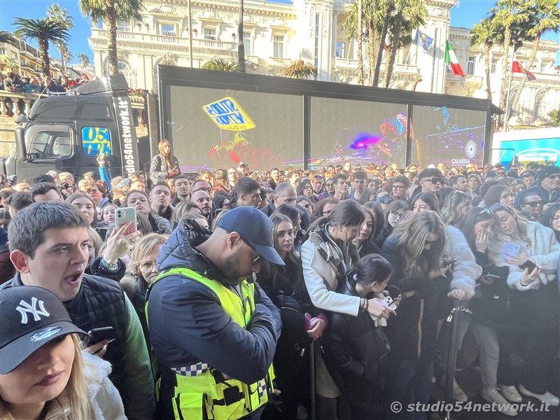 La settantacinquesima edizione del festival di Sanremo raccontata con tutti i dietro le quinte, in un programma lungo un'intera settimana in diretta interregionale e radiovisione su Studio54network, con Partner unico Calabria Straordinaria