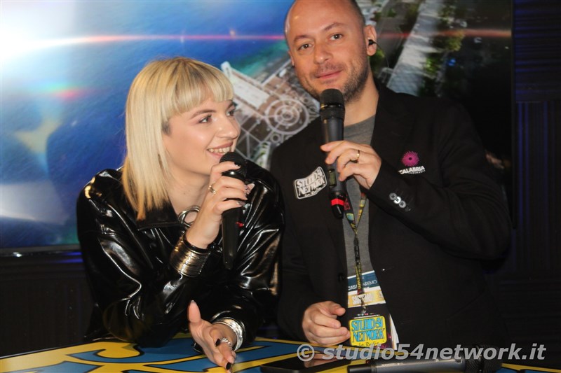 La settantacinquesima edizione del festival di Sanremo raccontata con tutti i dietro le quinte, in un programma lungo un'intera settimana in diretta interregionale e radiovisione su Studio54network, con Partner unico Calabria Straordinaria