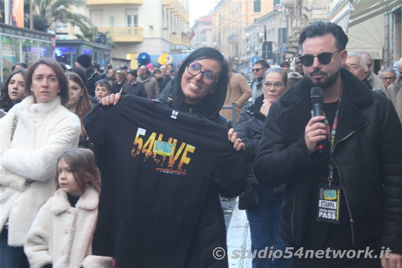 La settantacinquesima edizione del festival di Sanremo raccontata con tutti i dietro le quinte, in un programma lungo un'intera settimana in diretta interregionale e radiovisione su Studio54network, con Partner unico Calabria Straordinaria