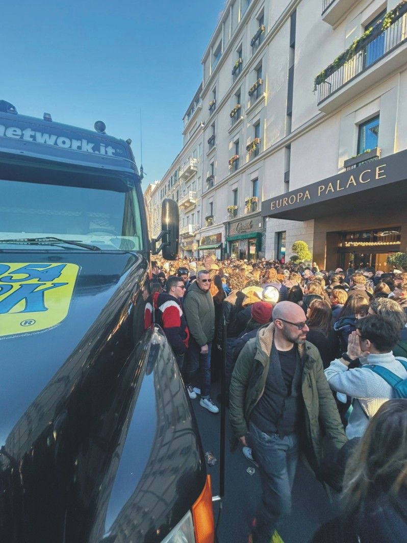 La settantacinquesima edizione del festival di Sanremo raccontata con tutti i dietro le quinte, in un programma lungo un'intera settimana in diretta interregionale e radiovisione su Studio54network, con Partner unico Calabria Straordinaria