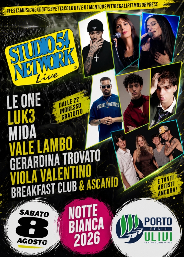 E' notte bianca al Centro Commerciale Porto degli Ulivi. E' 54Live, con Studio54network E' notte bianca al Centro Commerciale Porto degli Ulivi. E' 54Live, con Studio54network
